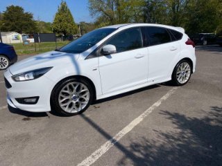 FORD FOCUS 1.0T ECOBOOST ST LINE EURO 6 S S 5DR 4,145 MONTHLY FROM... image 8