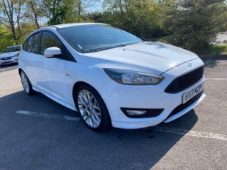 FORD FOCUS 1.0T ECOBOOST ST LINE EURO 6 S S 5DR 4,145 MONTHLY FROM... image 2